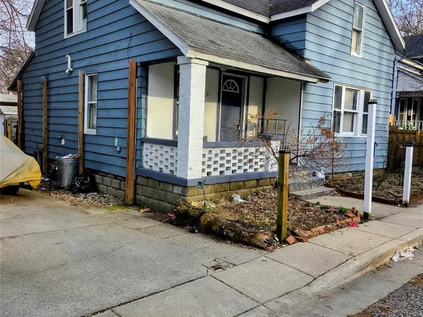 52 Batavia Pl NE, Grand Rapids, MI 49503