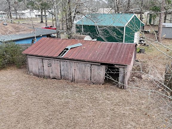 3rd image of 758 County Road 437