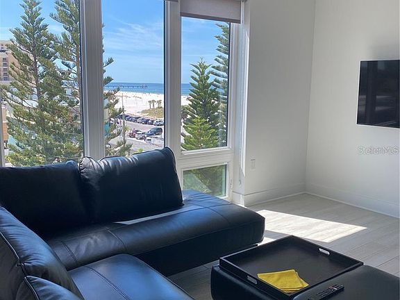 5th image of 15 Avalon St #504