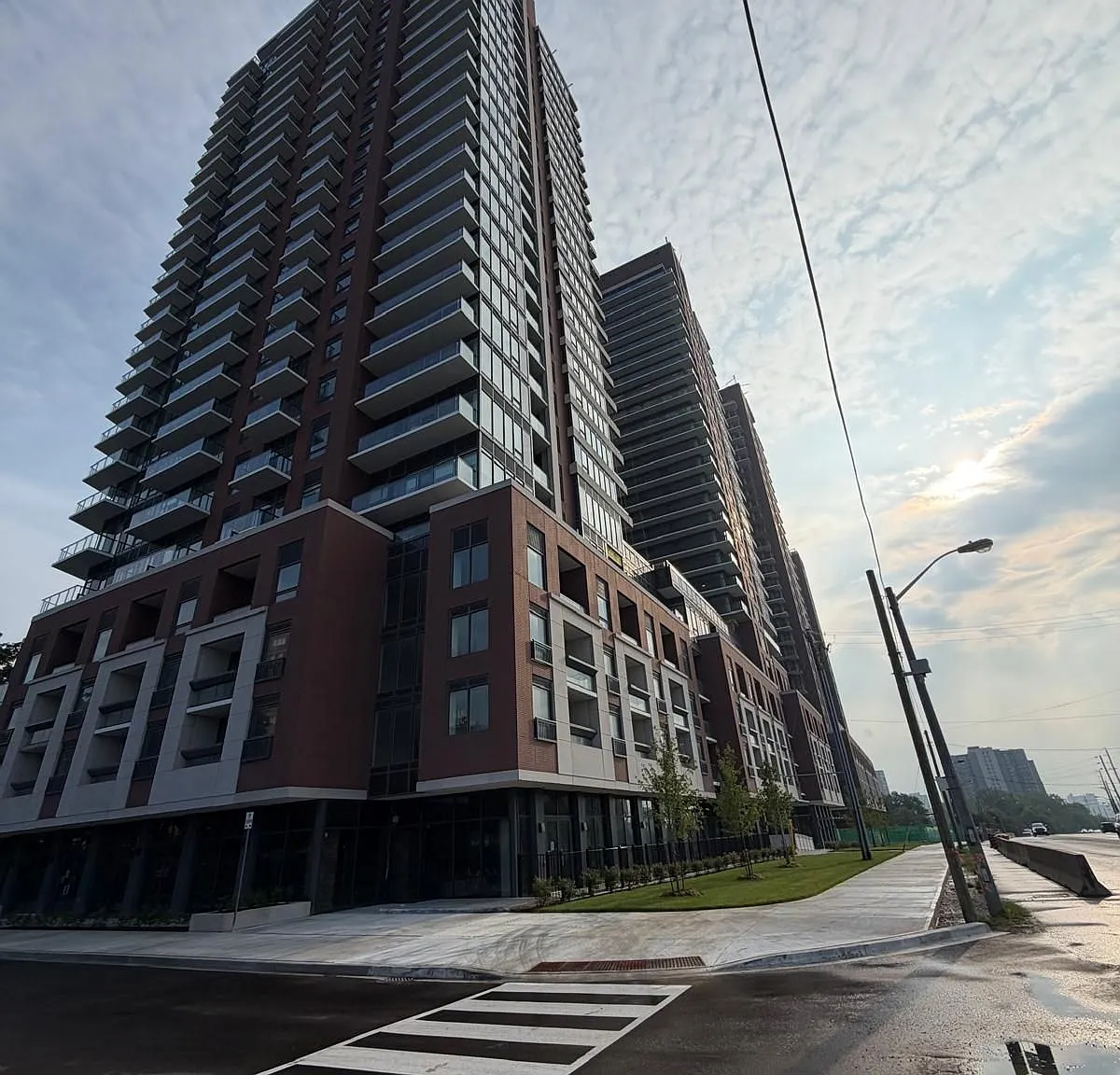 2 bed, $2,450 — Photo 1