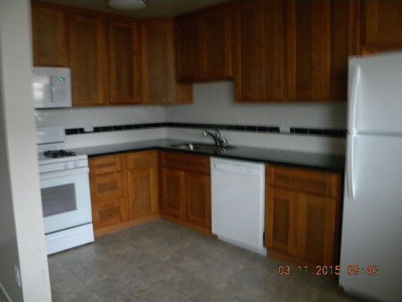 3rd image of 1615 W St APT 6