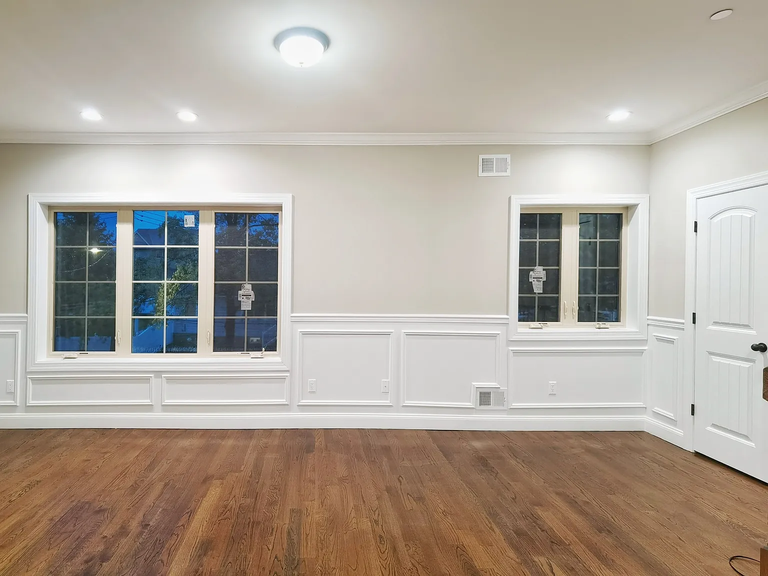 3 bed, 1300 sqft, $3,300 — Photo 3