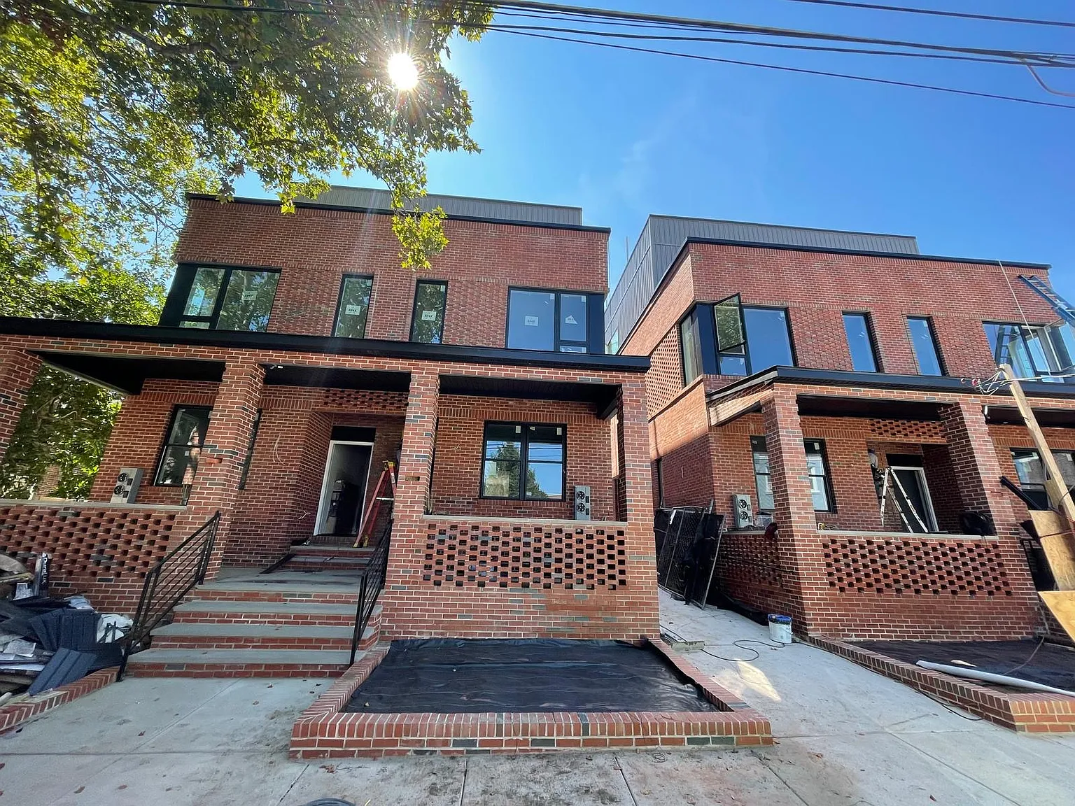 3 bed, 1900 sqft, $2,350 — Photo 1