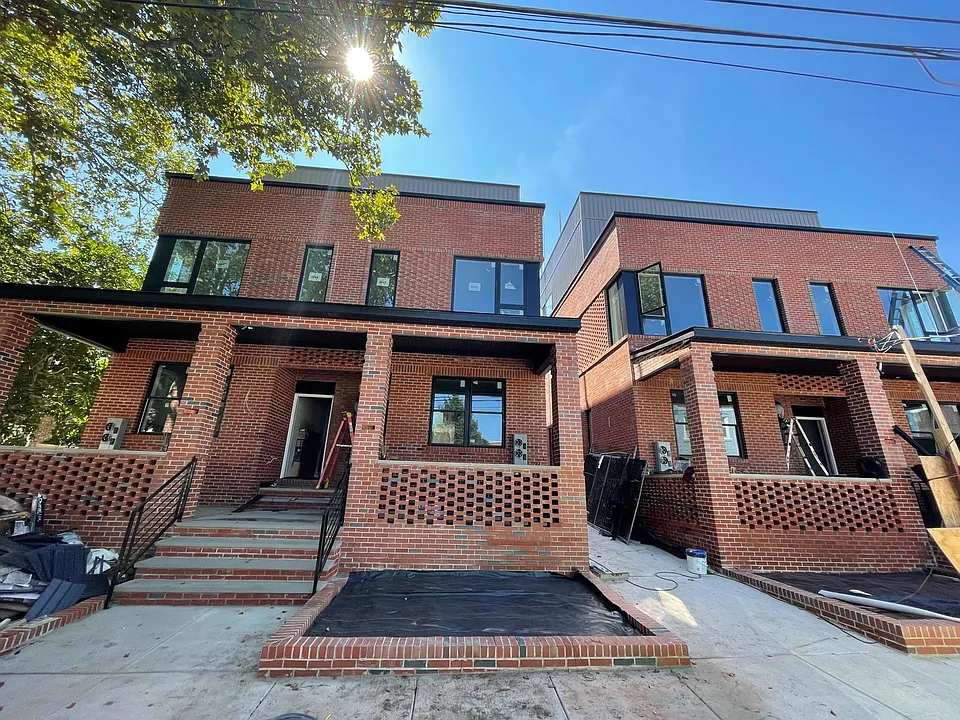 7211 Edmund St #2