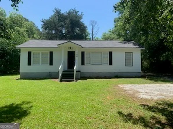 106 E Wade St, Oxford, GA 30054