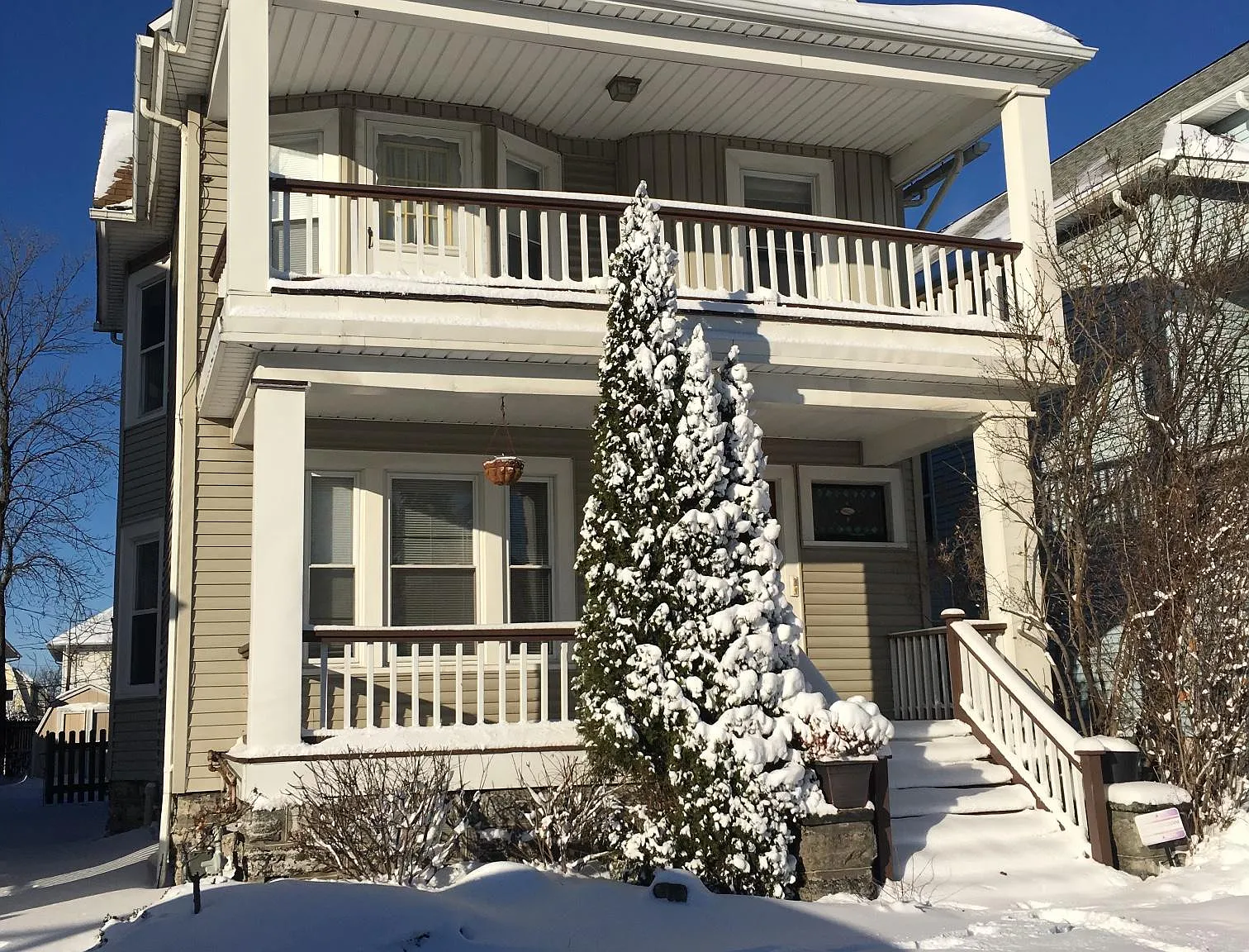 398 Colvin Ave — Photo 3