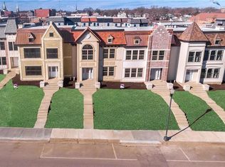302 N Main St, Independence, MO 64050