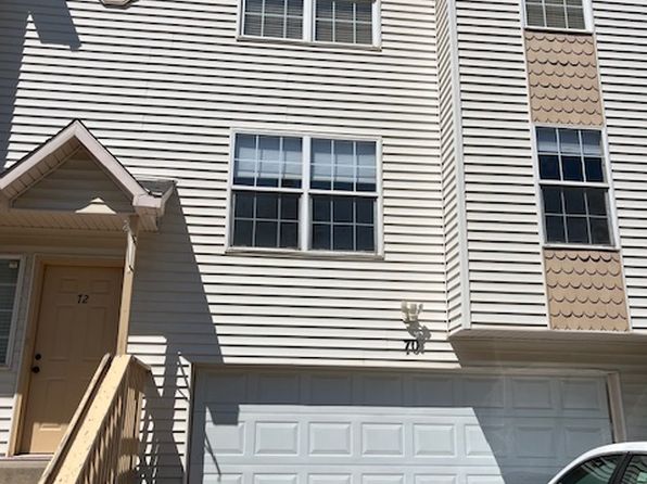 70 Vale Cir
