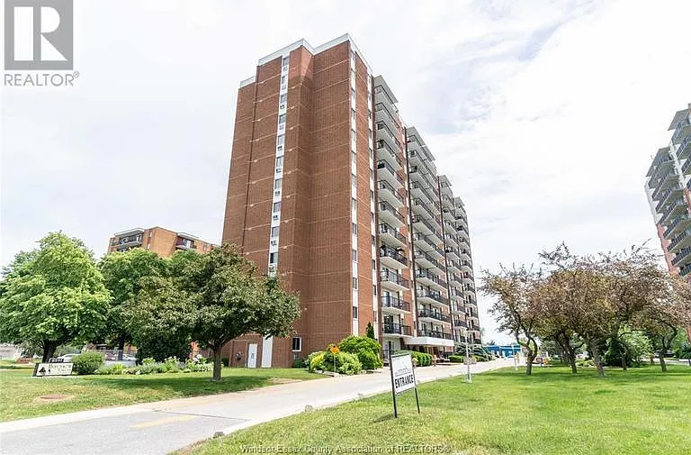 8591 Riverside Dr E #1204 — Photo 9
