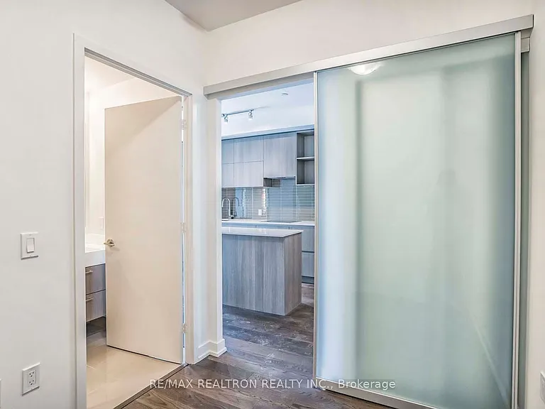 1 Yorkville Ave #3112 — Photo 18