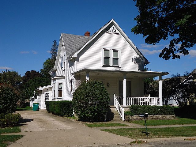 1st image of 310 E Hopkins Ave
