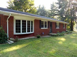 901 Smith School Rd E, New Harmony, IN 47631