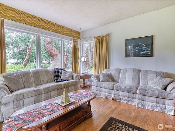 5th image of 2224 Ross Road