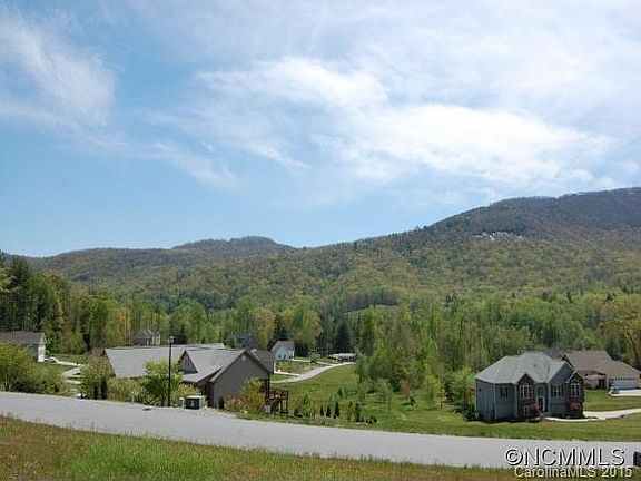 3rd image of 122 N Crab Meadow Dr #9