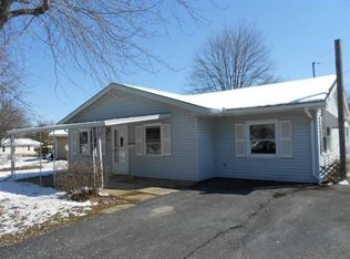 960 Linhof Rd, Wilmington, OH 45177