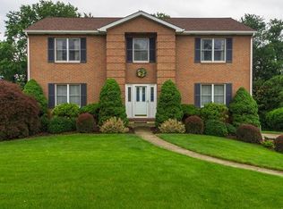 120 Cedar Ridge Dr, Monaca, PA 15061
