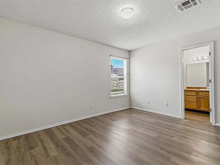 7261 Sachet Cliff Dr — Photo 21