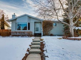 367 NE Acadia Dr SE, Calgary, AB T2J 0A6