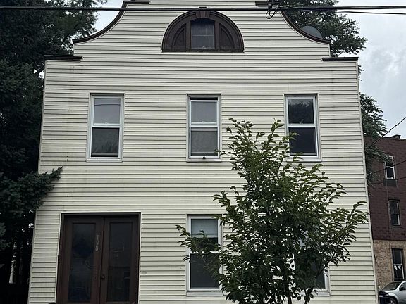 2nd image of 106 Hunter Avenue