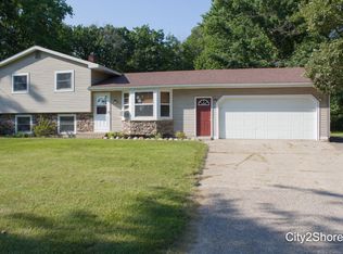 7431 Tyler St, Hudsonville, MI 49426