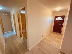 111 Huntington Ct — Photo 3