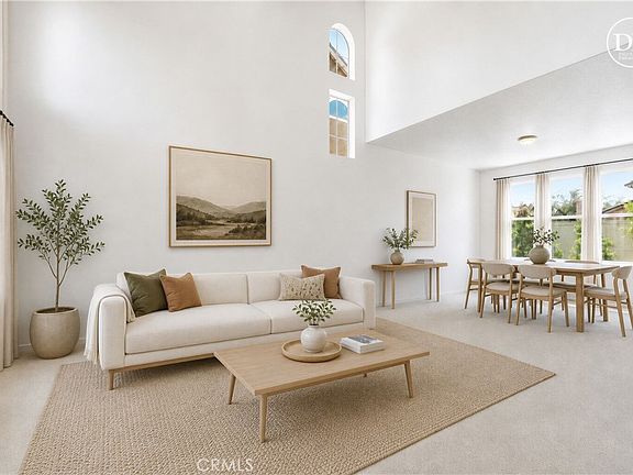 5th image of 24 Calabria Ln