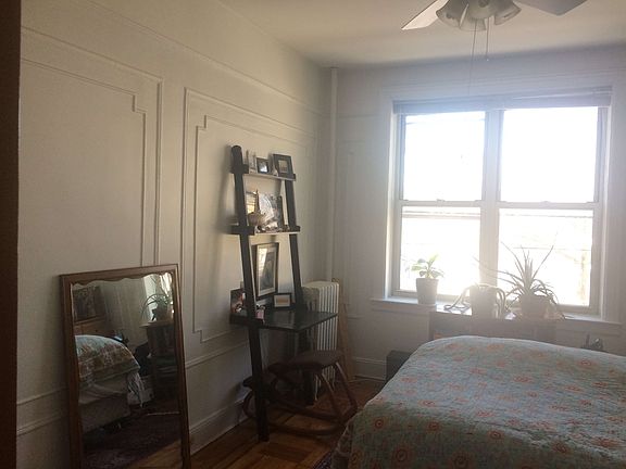 4th image of 2119 24th Ave APT 2A