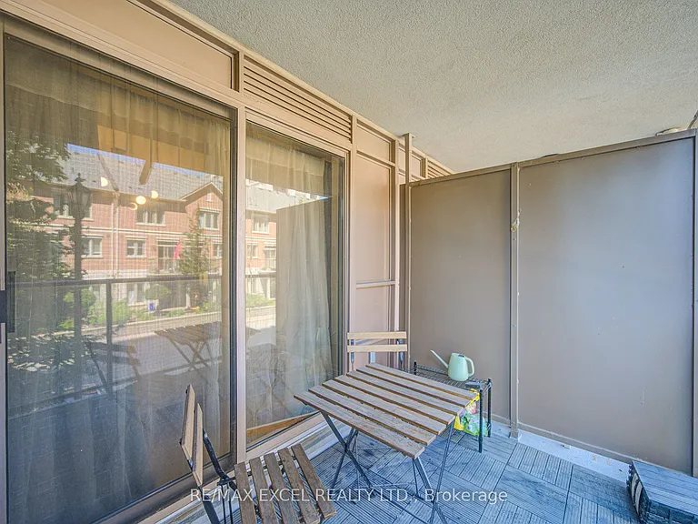 37 Galleria Pkwy #202 — Photo 40