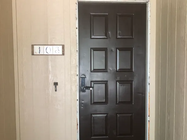 103 Caprock Dr, Arlington, TX 76018