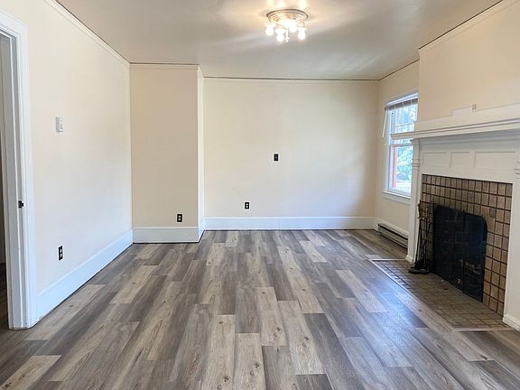 3rd image of 1205 NE 42nd St APT 4