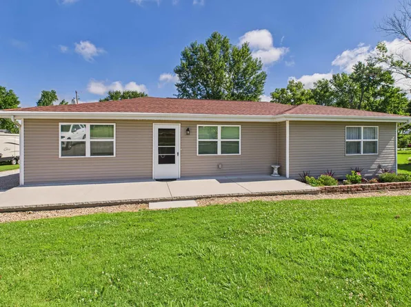 620 Pine St, Gassville, AR 72635