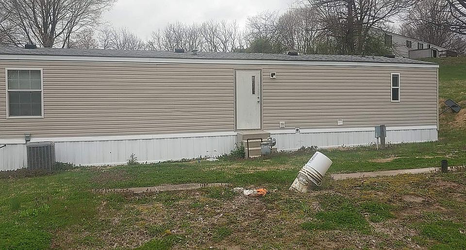 1st image of 153 E 30th