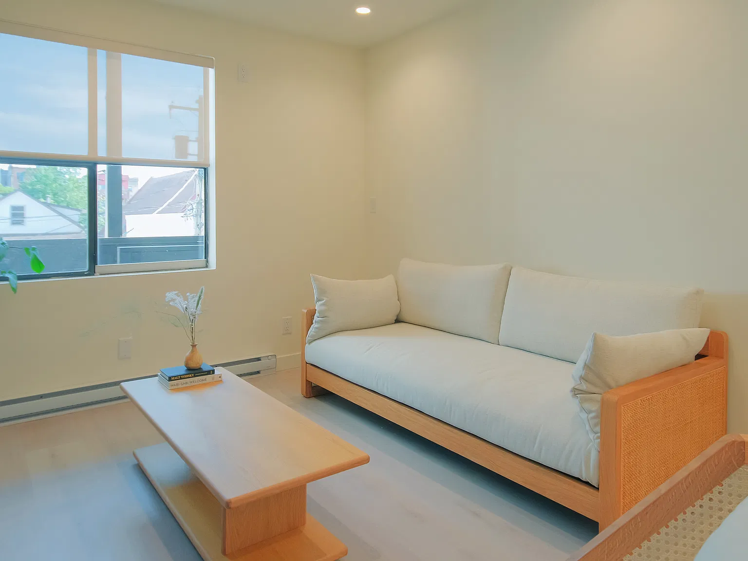 2 bed, 829 sqft, $2,800 — Photo 1