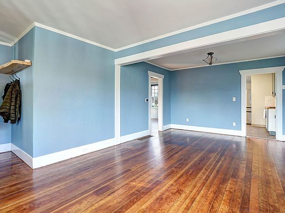 3rd image of 6553 Earl Ave NW