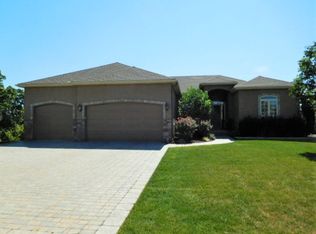 4949 S Park Ridge Drive, Blue Springs, MO 64015