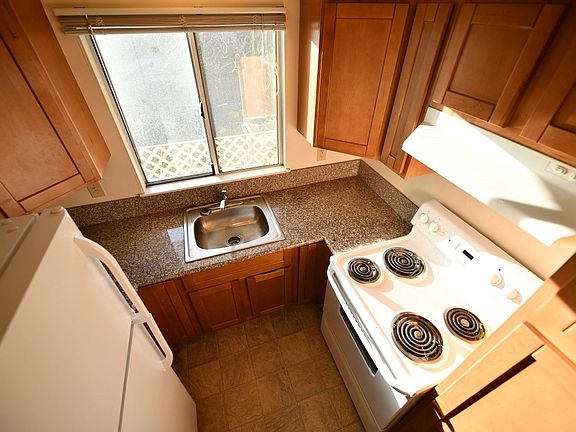 5th image of 2315-2317 Webster St #2317C