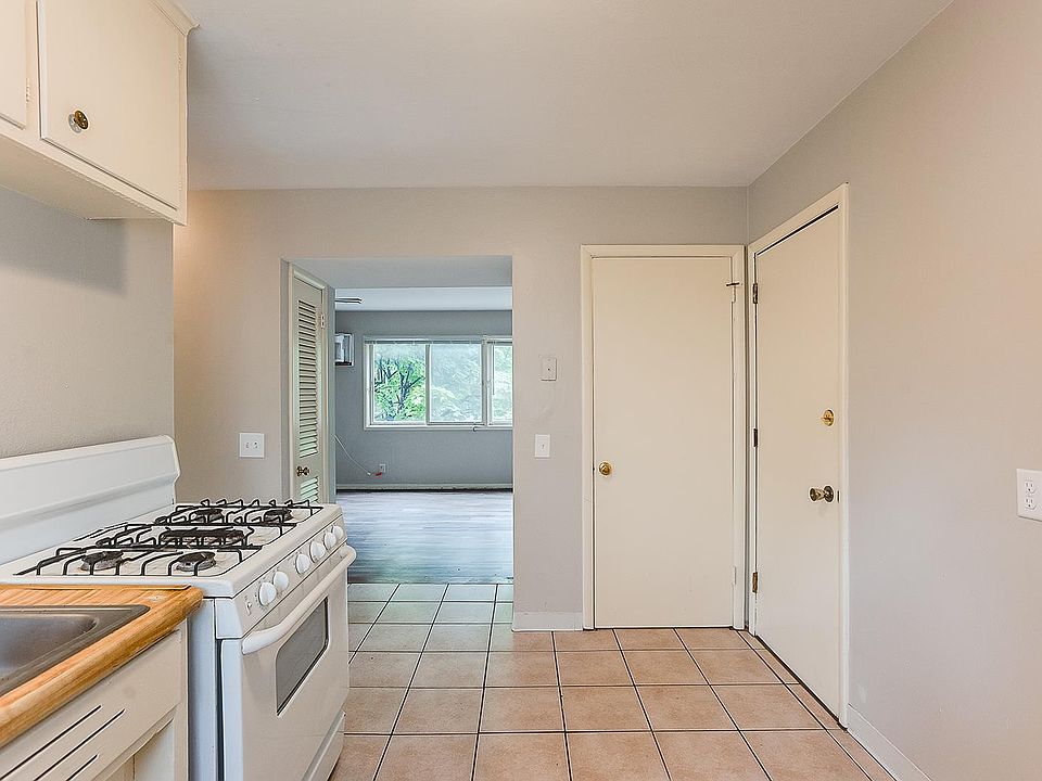 1st image of 1100 W 28th St #1B---1B