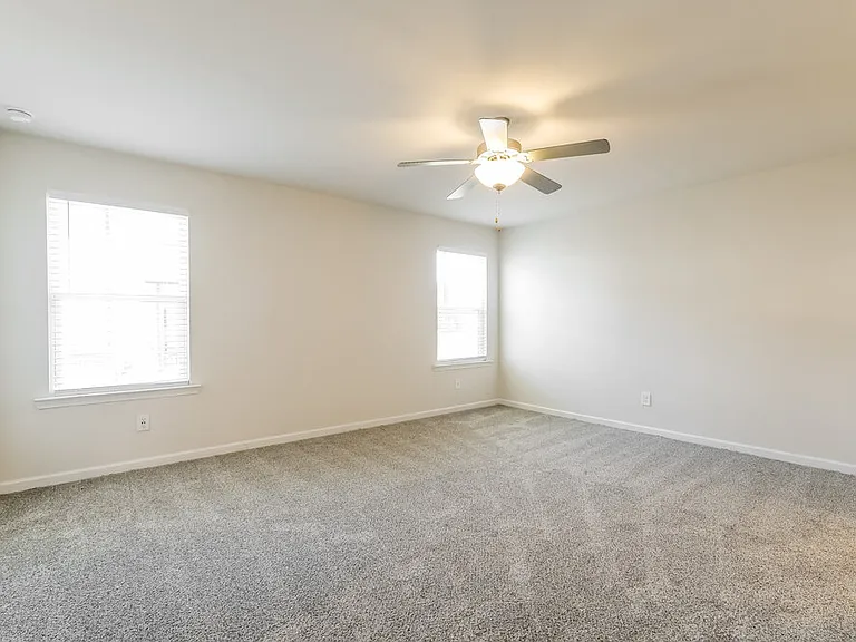 1672 Villageside Ct — Photo 11