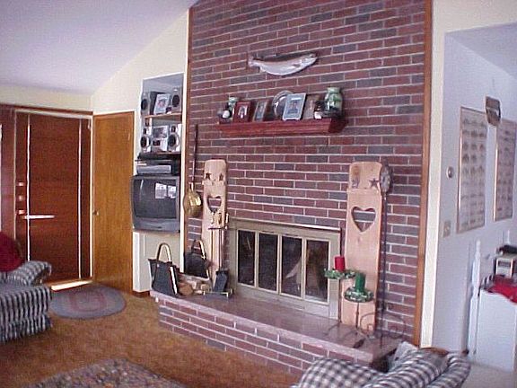 5th image of 8625 N Island Dr