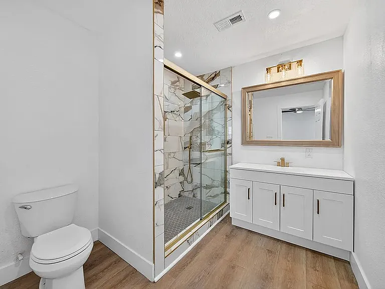 2503 Lynn Dr — Photo 18