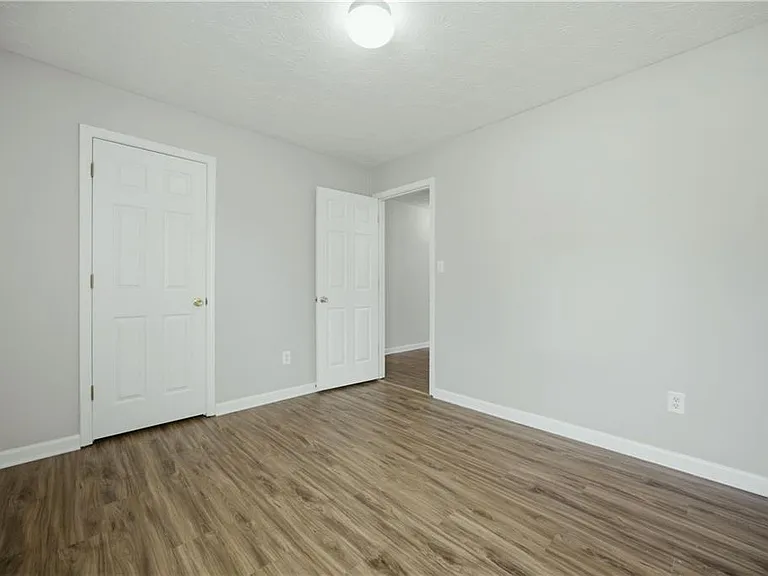1002 Pine Isle Ct — Photo 6