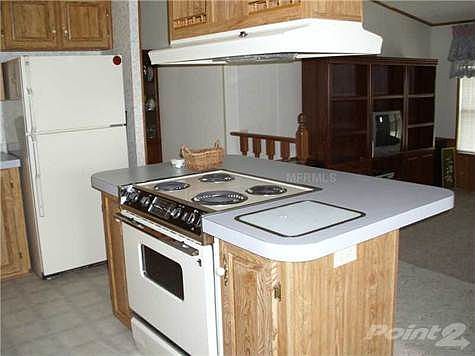4th image of 121 Victoria Dr