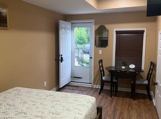 28 Woodfield Dr, Claymont, DE 19703