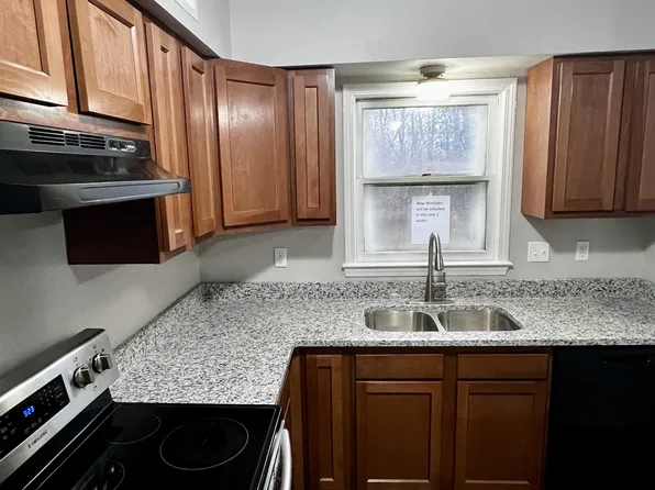 11409 Deham Dr, Louisville, KY 40241