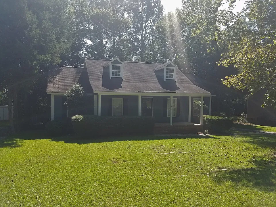 206 Milway Rd