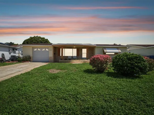 5227 Falcon Dr, Holiday, FL 34690