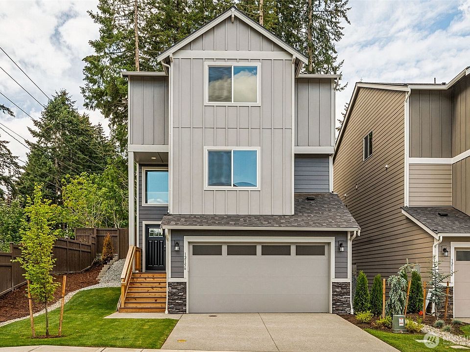 1st image of 12070 126th Avenue Ct E #7