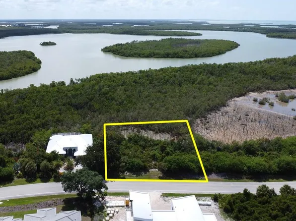 792 Whiskey Creek DR, MARCO ISLAND, FL 34145