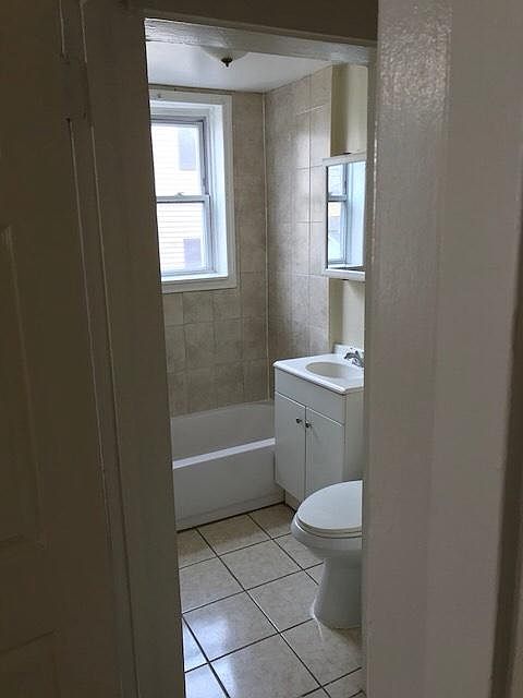 2nd image of 159 Jacoby St APT 7