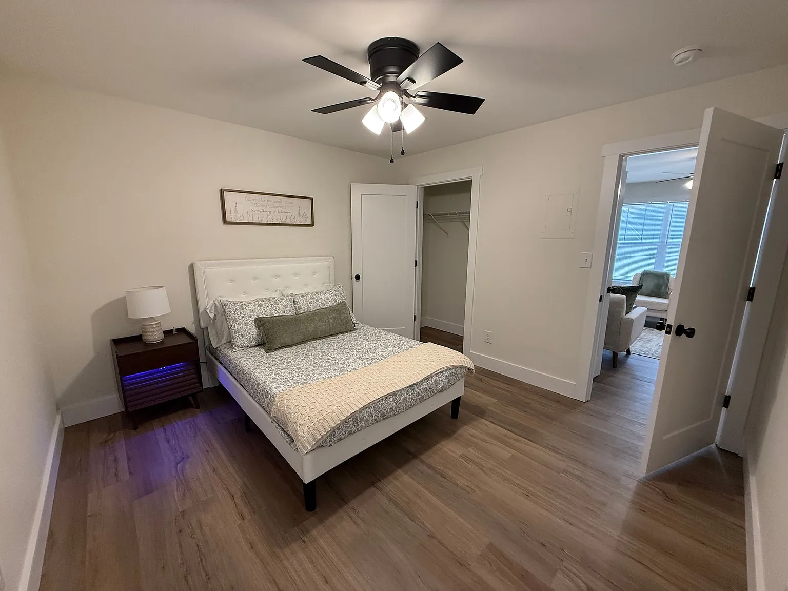 1020 College Ave - Renovated Apartments Available Now! — Photo 4